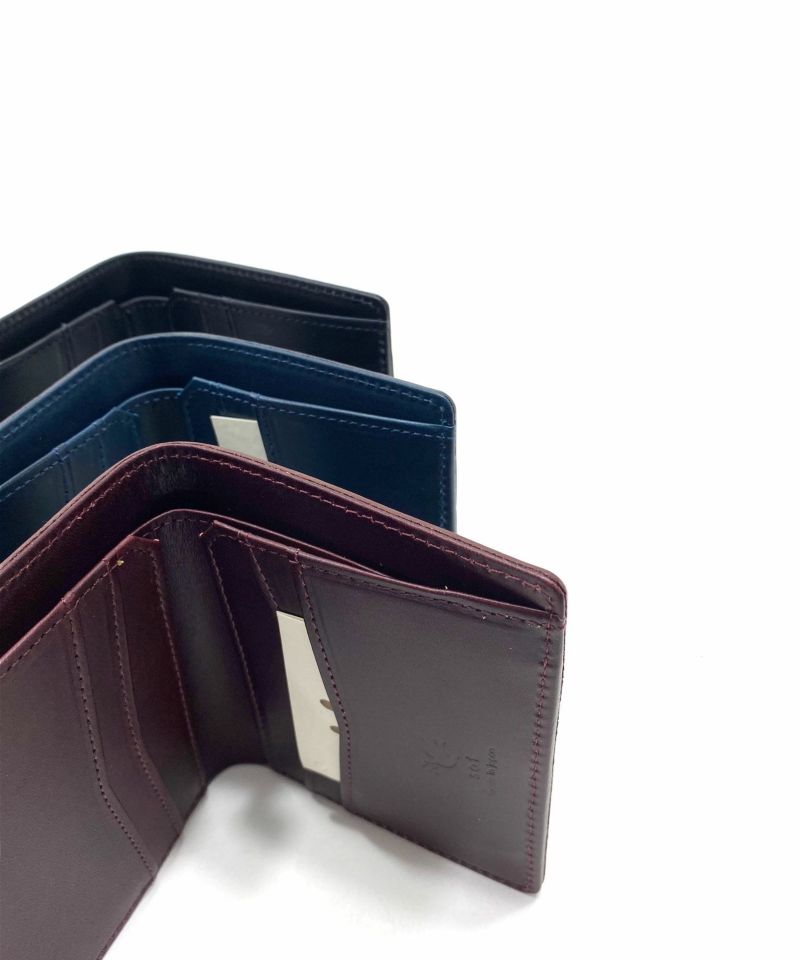 ブッテーロレザー二つ折り財布（小銭入れなし） | sot online store