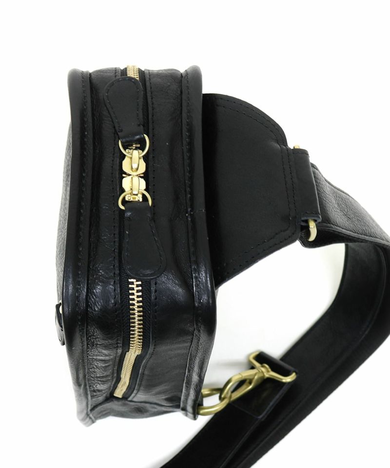 GAMI レザーボディバッグ | sot online store GAMI レザーボディバッグ | sot online store